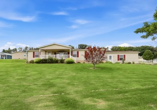 Photo 1 of Manufactured home for sale at 154 Angel Ln, Somerset Twp, PA 15501 | MLS# 1768917 | Listing updated on 2026-09-02