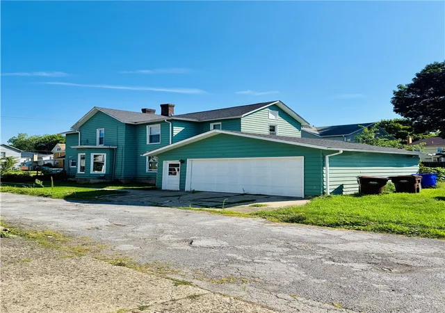 Photo 3 of Multi family home for sale at 381 S Main St, Greenville Boro, PA 16125 | MLS# 1768584 | Listing updated on 2026-09-04