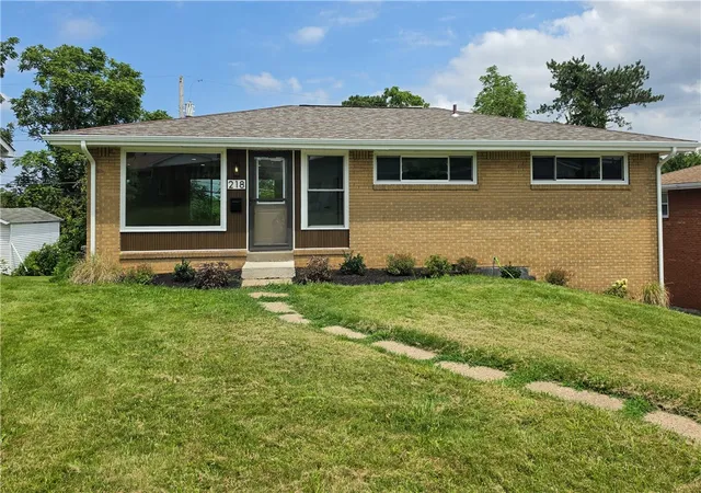 Photo 1 of Single family home for sale at 218 Garden City Dr, Monroeville, PA 15146 | MLS# 1768734 | Listing updated on 2026-09-10