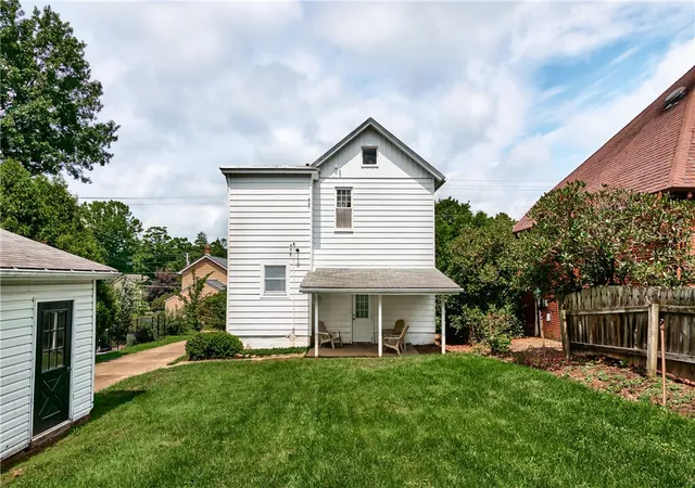 Photo 3 of Sale Pending at 208 Culvert St, Zelienople Boro, PA 16063 | MLS# 1768967 | Listing updated on 2026-09-22