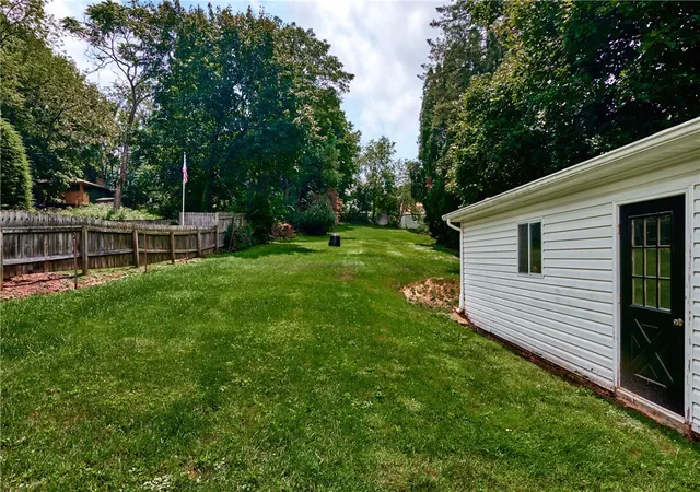 Photo 4 of Sale Pending at 208 Culvert St, Zelienople Boro, PA 16063 | MLS# 1768967 | Listing updated on 2026-09-22