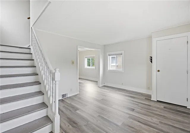 Photo 3 of Single family home for sale at 833 5th Street, Verona, PA 15147 | MLS# 1768708 | Listing updated on 2026-10-04