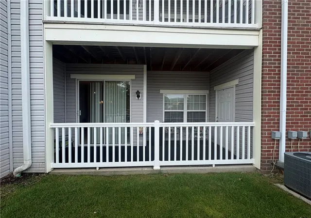 Photo 2 of Condo for sale at 1113 Prescott Pl, Ohio Twp, PA 15143 | MLS# 1768941 | Listing updated on 2026-09-01