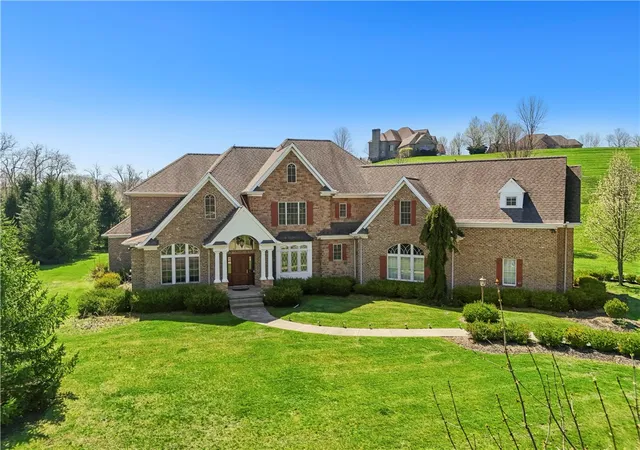 Photo 1 of Single family home for sale at 107 Kingston Ave, Cranberry Twp, PA 16066 | MLS# 1768993 | Listing updated on 2026-09-02