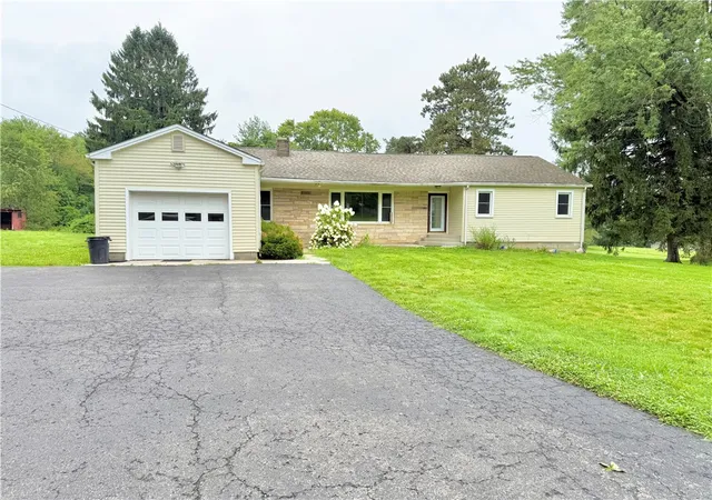 Single family home for sale at 555 Mercer New Wilmington Rd, E Lackawannock Twp, PA 16137 | MLS# 1769041