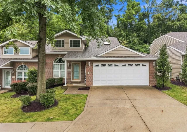 Photo 2 of Condo for sale at 580 Newport Dr, Penn Hills, PA 15235 | MLS# 1769044 | Listing updated on 2026-09-13