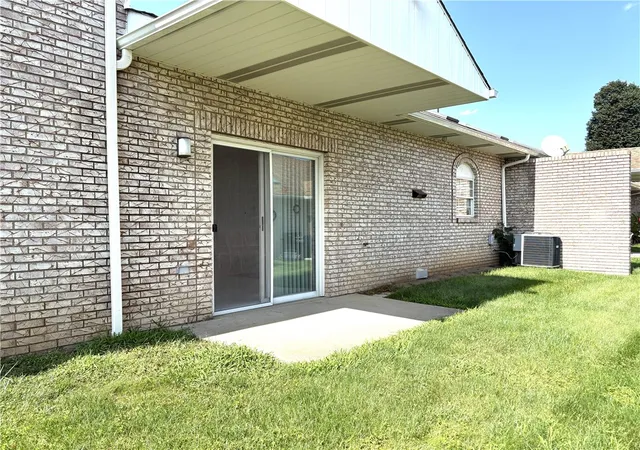 Photo 2 of Condo for sale at 2750 Iowa Dr #25, Lower Burrell, PA 15068 | MLS# 1769053 | Listing updated on 2026-09-06