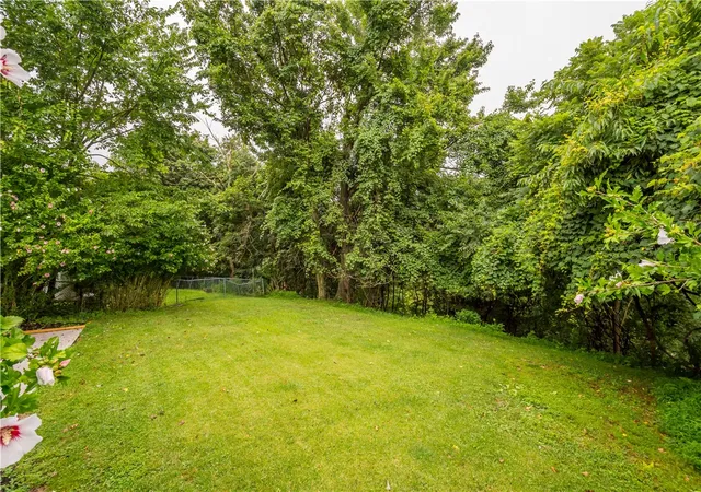 Photo 4 of Sale Pending at 307 Auburn St, Penn Hills, PA 15235 | MLS# 1769120 | Listing updated on 2026-09-07