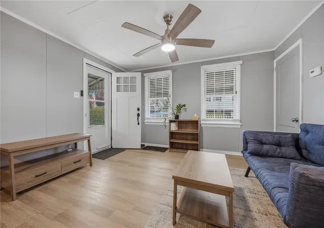 Photo 3 of Single family home for sale at 2101 Wesley St, Mc Keesport, PA 15132 | MLS# 1768020 | Listing updated on 2026-09-08
