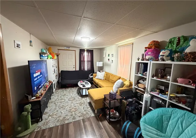 Photo 4 of Single family home for sale at 204 1/2 Longfellow St, Vandergrift, PA 15690 | MLS# 1769159 | Listing updated on 2026-09-09
