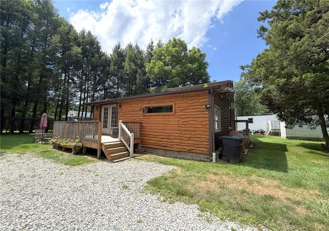 Photo 1 of Single family home for sale at 113 Goldenrod Ln, Ligonier Twp, PA 15658 | MLS# 1769114 | Listing updated on 2026-09-10