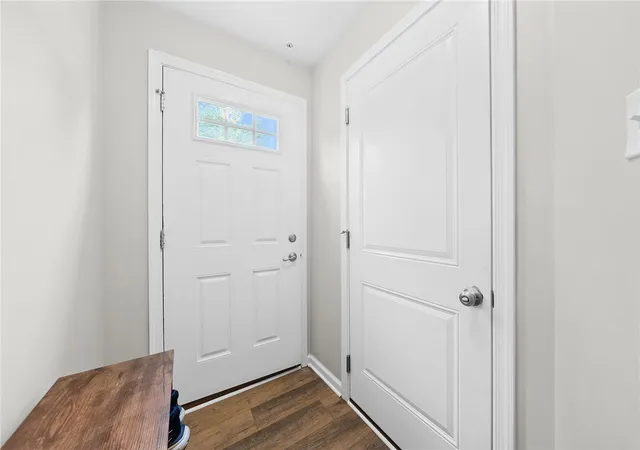 Photo 2 of Townhouse for sale at 106 Arbor Trl Dr, Robinson Twp, PA 15136 | MLS# 1769119 | Listing updated on 2026-10-19