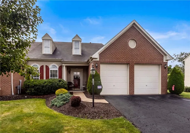 Photo 2 of Townhouse for sale at 120 Park Pl, Kennedy Twp, PA 15136 | MLS# 1769123 | Listing updated on 2026-09-08