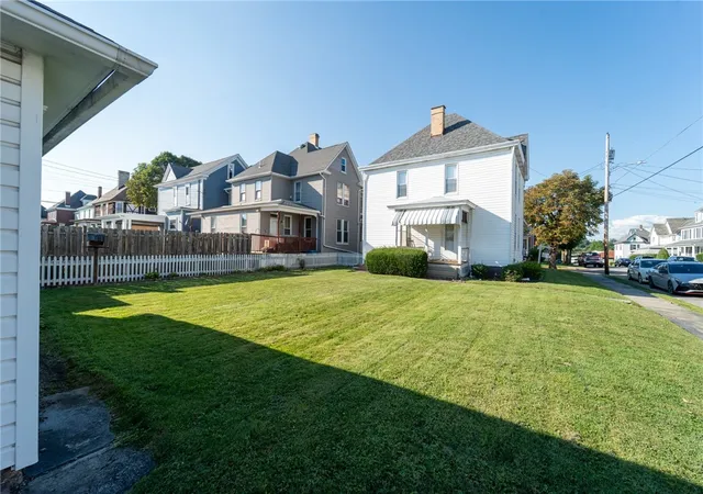 Photo 4 of Single family home for sale at 201 Arthur Ave, Scottdale, PA 15683 | MLS# 1769195 | Listing updated on 2026-09-12