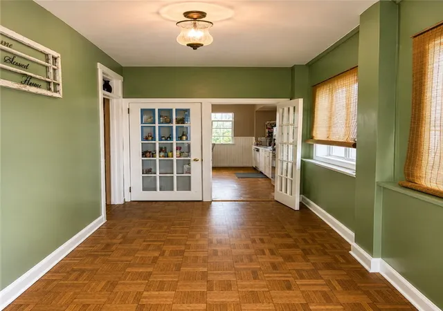 Photo 2 of Single family home for sale at 121 Center Ave, Bellevue, PA 15202 | MLS# 1769184 | Listing updated on 2026-10-11