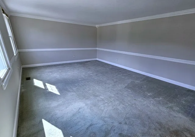 Photo 3 of Single family home for sale at 1443 E Beau St, South Strabane, PA 15301 | MLS# 1769277 | Listing updated on 2026-09-13