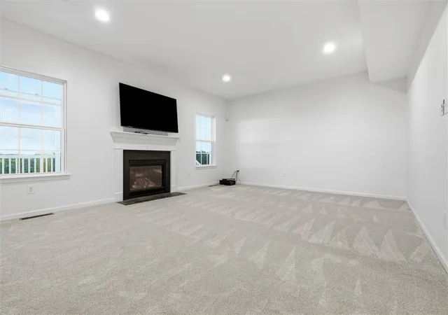 Photo 4 of Single family home for sale at 107 Washington Dr, Jefferson Hills, PA 15025 | MLS# 1769164 | Listing updated on 2026-10-18