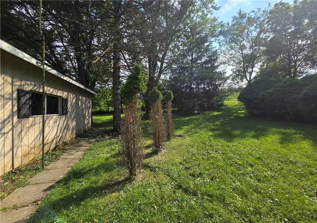 Photo 3 of Single family home for sale at 807 Beatty Village Rd, Latrobe, PA 15650 | MLS# 1769368 | Listing updated on 2026-09-03
