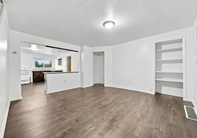 Photo 2 of Single family home for sale at 5 Saint Thomas St, South Side, PA 15203 | MLS# 1769231 | Listing updated on 2026-10-01