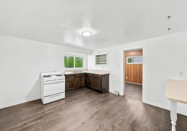 Single family home for sale at 5 Saint Thomas St, South Side, PA 15203 | MLS# 1769231 | Listing updated on 2026-10-01
