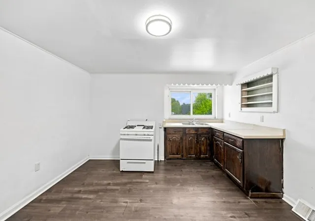 Single family home for sale at 5 Saint Thomas St, South Side, PA 15203 | MLS# 1769231 | Listing updated on 2026-10-01