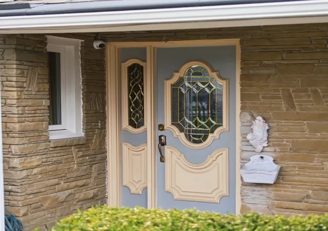 Photo 3 of Sale Pending at 1959 Watch Hl Dr, Economy, PA 15003 | MLS# 1764892 | Listing updated on 2026-09-08