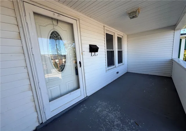 Photo 2 of Single family home for sale at 718 7th Avenue, Coraopolis, PA 15108 | MLS# 1769406 | Listing updated on 2026-10-21