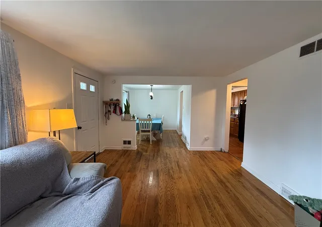 Photo 4 of Single family home for sale at 2009 Ridge Rd, Elizabeth Twp/boro, PA 15135 | MLS# 1769178 | Listing updated on 2026-09-28