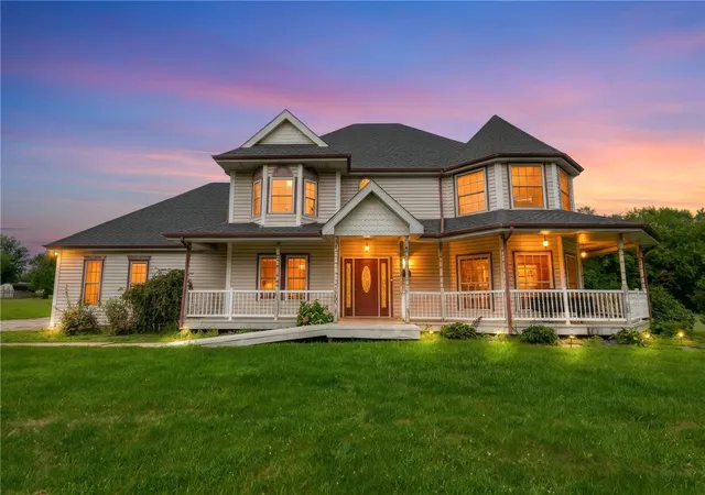 Photo 1 of Single family home for sale at 259 Center St, Carmichaels/cumblnd, PA 15320 | MLS# 1769438 | Listing updated on 2026-09-16