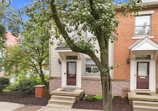 Photo 2 of Townhouse for sale at 1711 Wharton St, South Side, PA 15203 | MLS# 1769275 | Listing updated on 2026-09-08