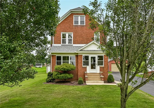 Photo 1 of Single family home for sale at 26 Overlook Ln, Bessemer, PA 16112 | MLS# 1769458 | Listing updated on 2026-09-09