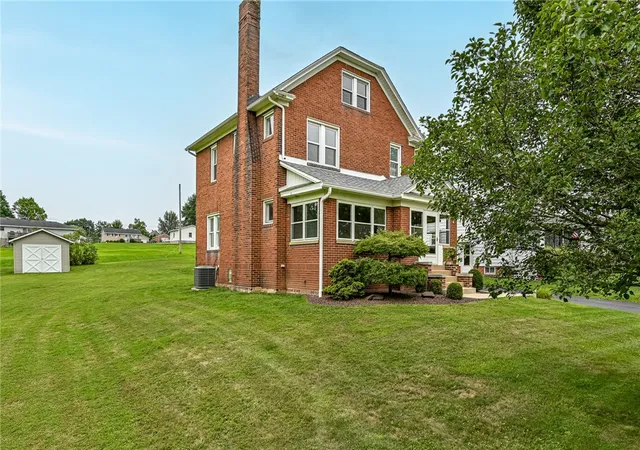 Photo 2 of Single family home for sale at 26 Overlook Ln, Bessemer, PA 16112 | MLS# 1769458 | Listing updated on 2026-09-09
