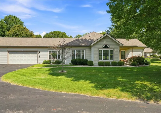 Photo 2 of Condo for sale at 85 Stone Ridge Blvd, Hermitage, PA 16148 | MLS# 1769378 | Listing updated on 2026-09-11