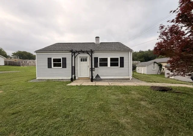 Photo 1 of Single family home for sale at 3702 49th Street, Pulaski Twp, PA 15066 | MLS# 1769511 | Listing updated on 2026-09-02