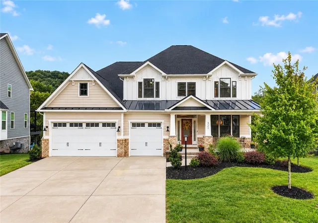 Photo 1 of Single family home for sale at 321 Crest Ln, Adams Twp, PA 16046 | MLS# 1768556 | Listing updated on 2026-09-13