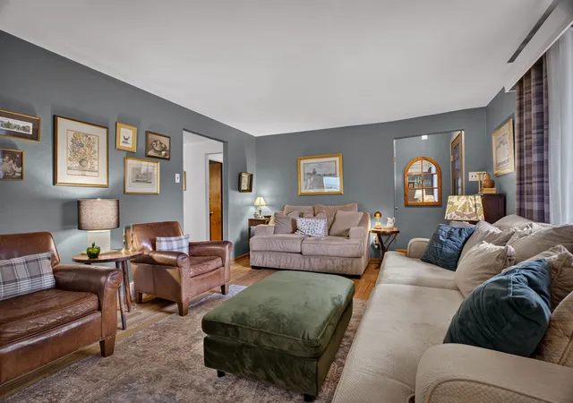 Photo 3 of Single family home for sale at 1304 Cochran Rd, Mt Lebanon, PA 15243 | MLS# 1769516 | Listing updated on 2026-09-28