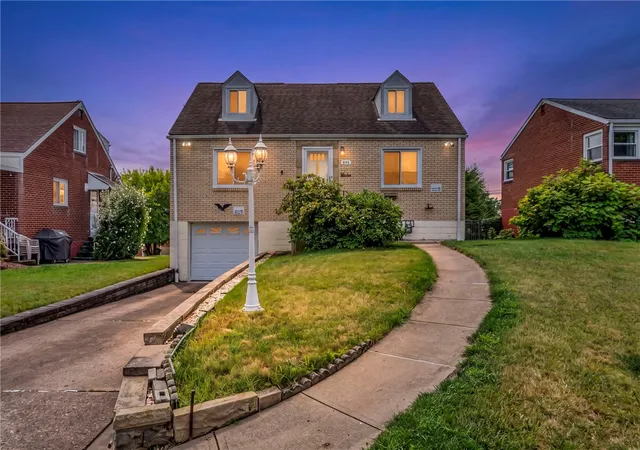 Photo 1 of Single family home for sale at 644 Somerville Dr, Scott Twp, PA 15243 | MLS# 1769521 | Listing updated on 2026-09-13
