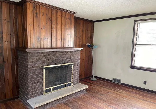 Photo 2 of Single family home for sale at 306 Clear St, Greensboro, PA 15338 | MLS# 1769342 | Listing updated on 2026-09-18