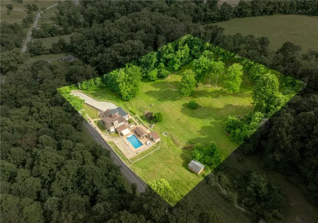 Photo 3 of Single family home for sale at 183 Ransel Rd, Unity Twp, PA 15650 | MLS# 1769296 | Listing updated on 2026-09-05