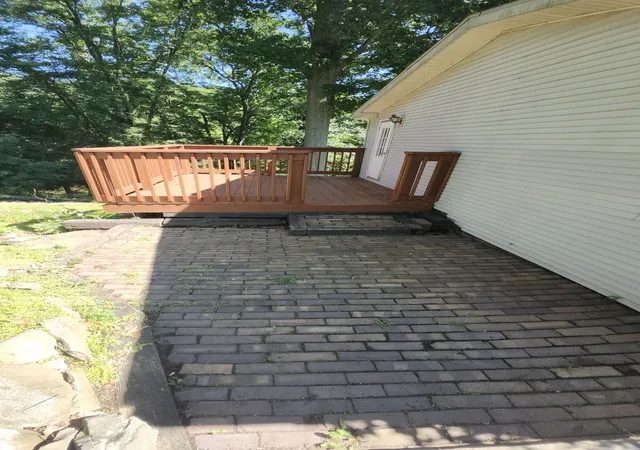 Photo 3 of Manufactured home for sale at 34 1st Street, Ellwood City, PA 16117 | MLS# 1769641 | Listing updated on 2026-09-03