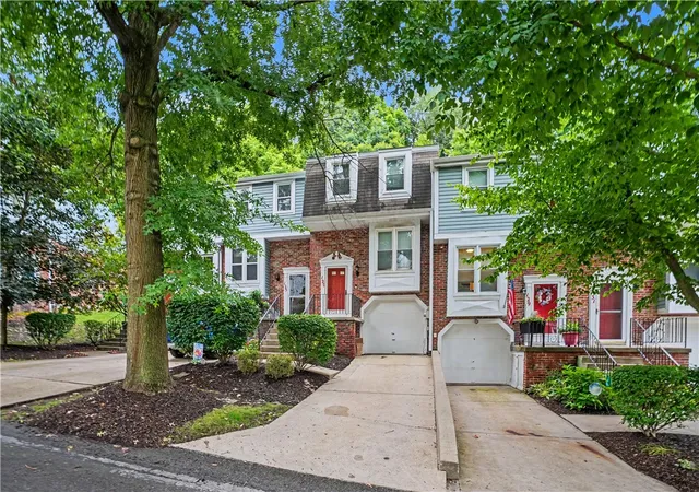 Photo 21 of Townhouse for sale at 127 Spruce Ct, Ross Twp, PA 15229 | MLS# 1769648 | Listing updated on 2026-09-12