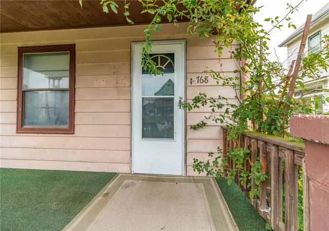 Photo 3 of Sale Pending at 768 Baldwin Ave, Sharon, PA 16146 | MLS# 1769677 | Listing updated on 2026-09-29