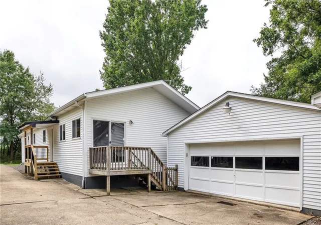 Photo 2 of Single family home for sale at 139 Booth Rd, Gilpin Twp, PA 15656 | MLS# 1769357 | Listing updated on 2026-09-06