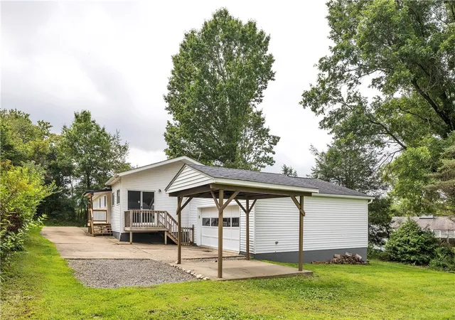 Photo 3 of Single family home for sale at 139 Booth Rd, Gilpin Twp, PA 15656 | MLS# 1769357 | Listing updated on 2026-09-06