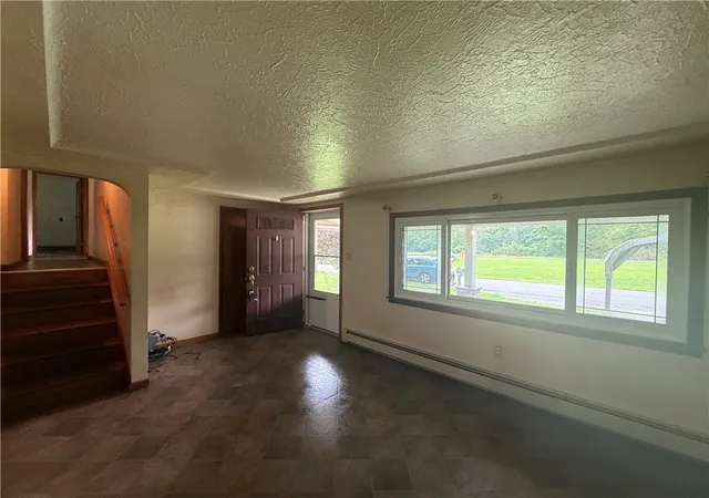 Photo 4 of Single family home for sale at 823 Robb Rd, St Clair Twp, PA 15944 | MLS# 1769713 | Listing updated on 2026-09-01