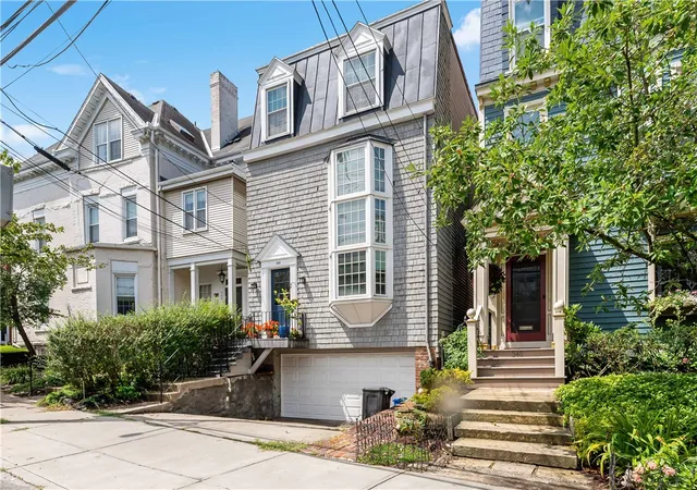Photo 2 of Sale Pending at 342 Denniston St #1, Shadyside, PA 15206 | MLS# 1768091 | Listing updated on 2026-09-12