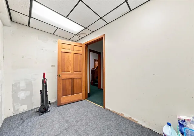 Photo 3 of Sale Pending at 521 W Newton St, City Of Greensburg, PA 15601 | MLS# 1769734 | Listing updated on 2026-09-03