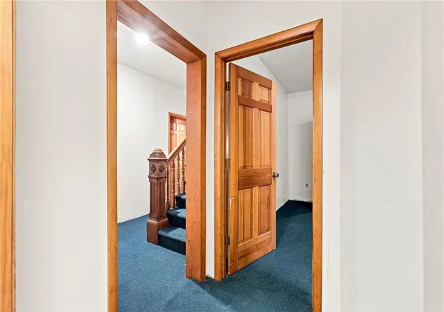 Photo 4 of Sale Pending at 521 W Newton St, City Of Greensburg, PA 15601 | MLS# 1769734 | Listing updated on 2026-09-03