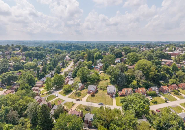 Photo 37 of Single family home for sale at 163 Senate Dr, Pleasant Hills, PA 15236 | MLS# 1769740 | Listing updated on 2026-09-05