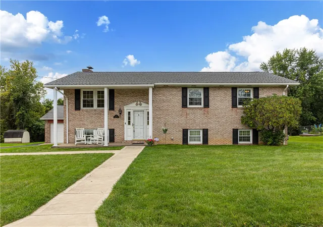 Photo 2 of Single family home for sale at 78 Lookout Ave, Carroll Twp, PA 15063 | MLS# 1769142 | Listing updated on 2026-09-13